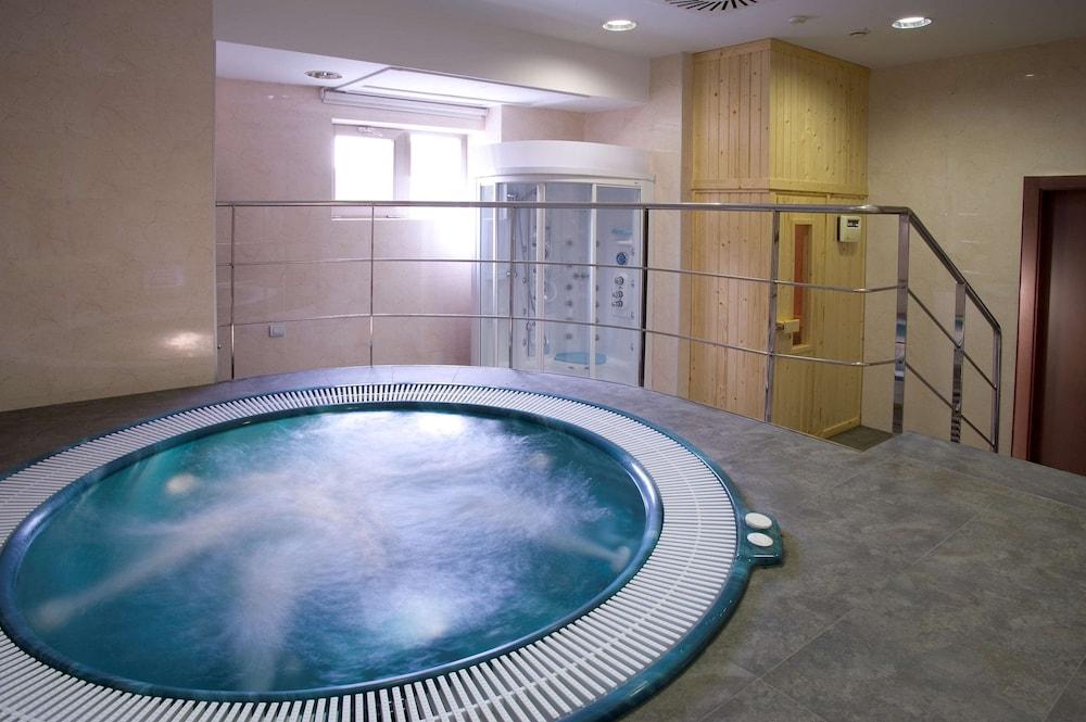 Hotel Nh Balago
