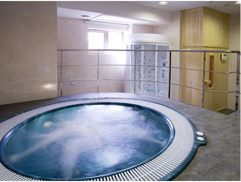 Hotel Nh Balago 4*