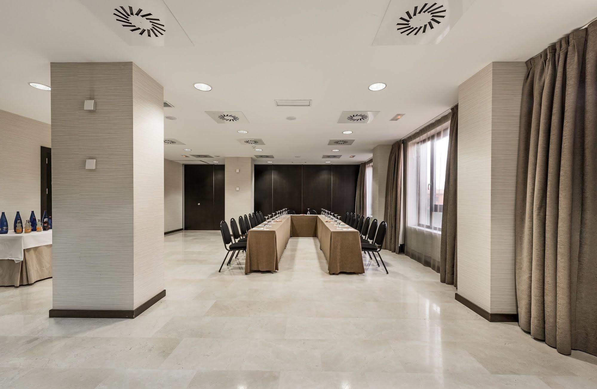 Nh Balago Hotel